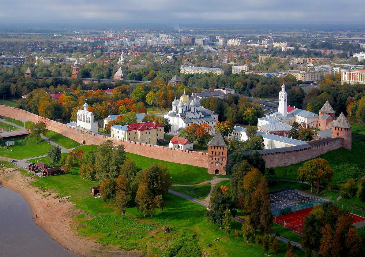 ISS помогает обеспечить безопасность пешеходов в Великом Новгороде